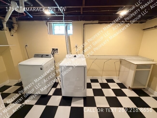 Building Photo - 1756 Tamarack Ave NW