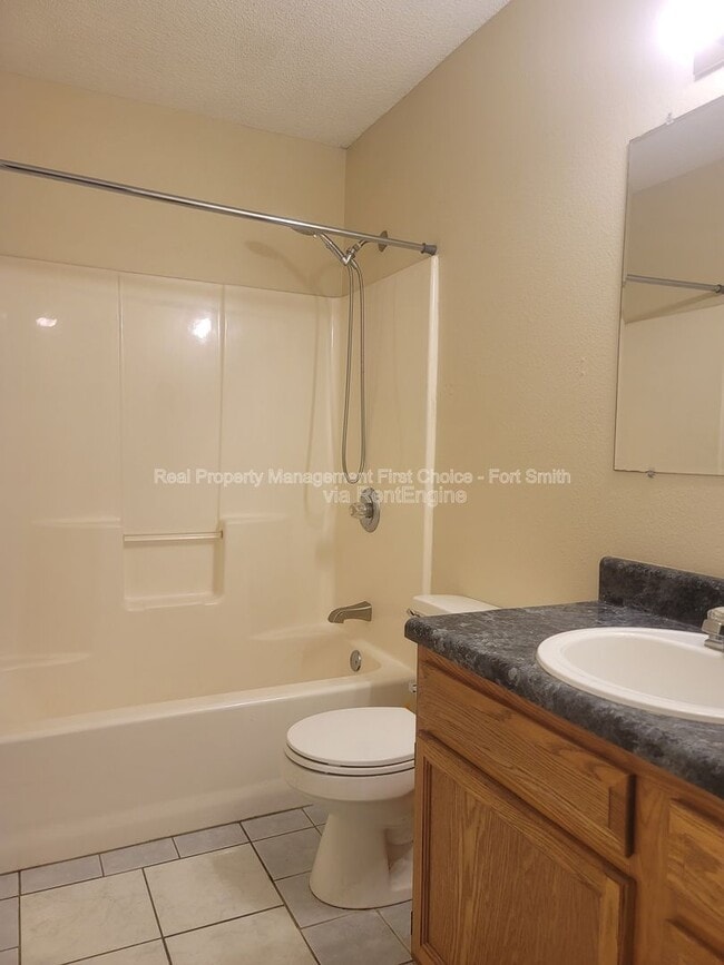 Building Photo - 3802 Owen St