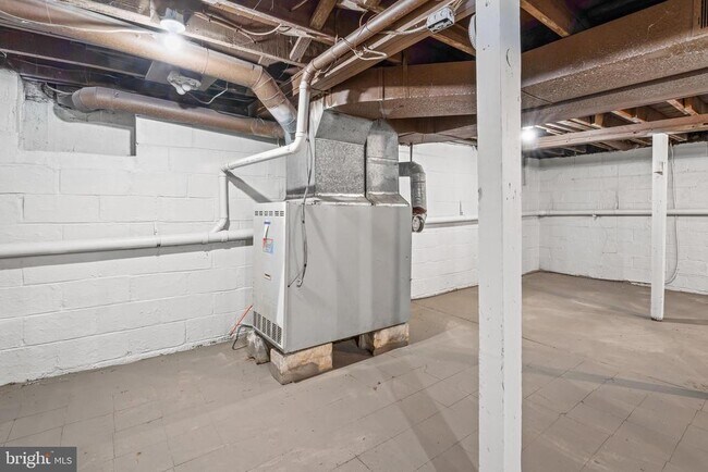 Building Photo - 695 Salem Quinton Rd