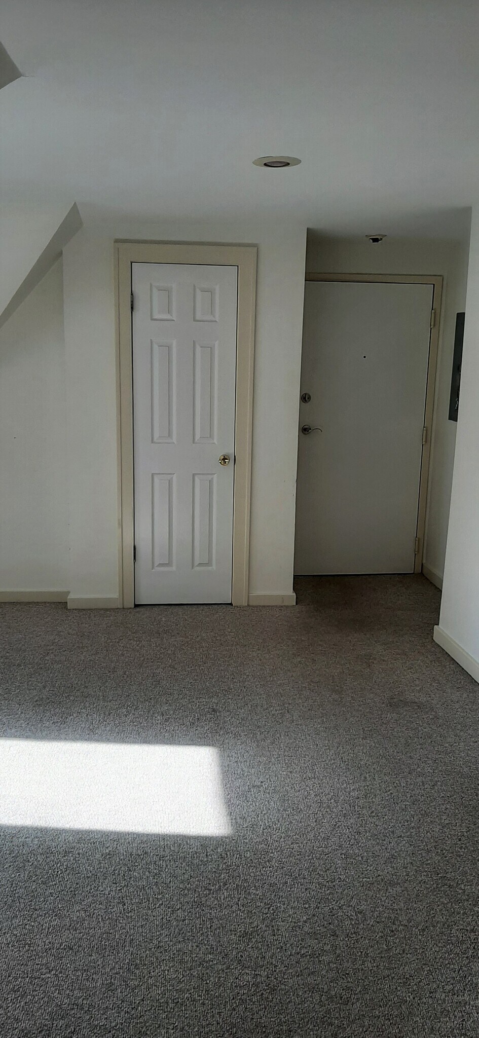 Building Photo - 1401 9th St