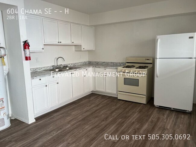 Primary Photo - 604 Chama St SE