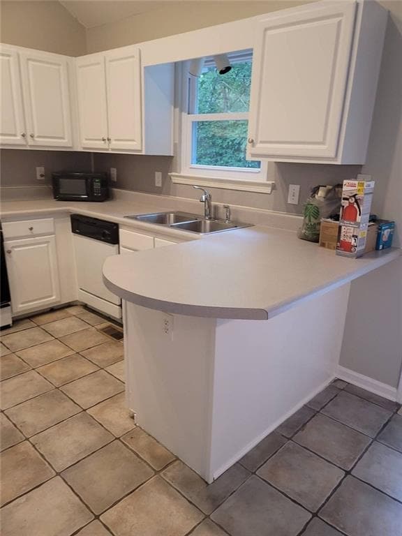 Building Photo - 120 Oak Ridge Dr