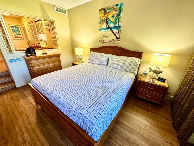 Building Photo - Resort Living- Large 2 bed 2 bath Condo at Kaanapali Royal