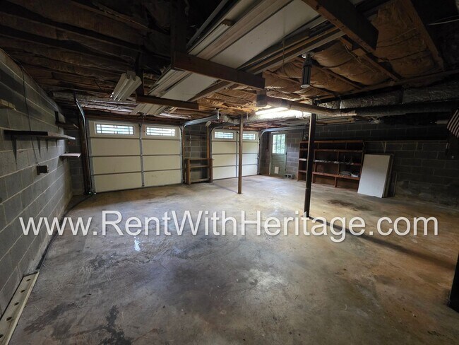 Building Photo - WOW! Fantastic 4Bedroom/ 2 Bath Ranch With All The Upgrades / Great Location / Popular Alexander ...