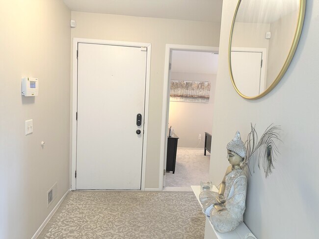 Entryway - 3045 Moon Lake Dr