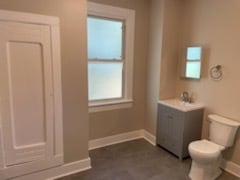 Building Photo - 101 W 57th St