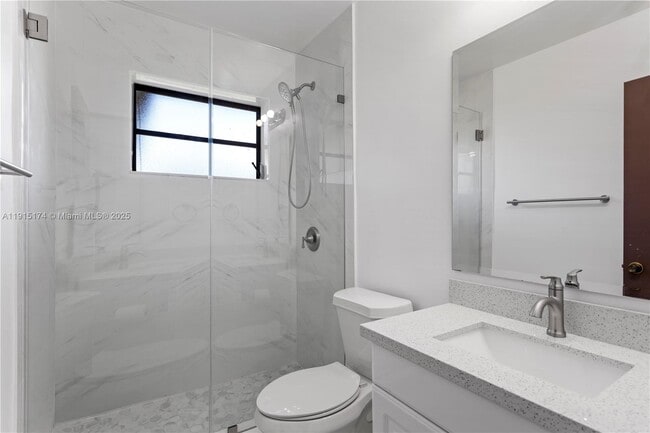 Building Photo - 10605 SW 112th St