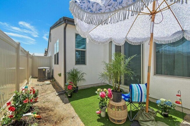 Building Photo - 12639 Elizabeth Wy