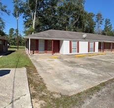 Building Photo - 45147 Durbin Rd