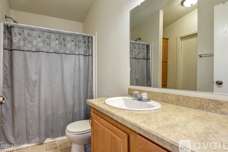 Building Photo - 17101 E Meadow Ln