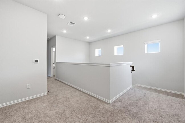 Building Photo - 11808 Seaside Wds Dr