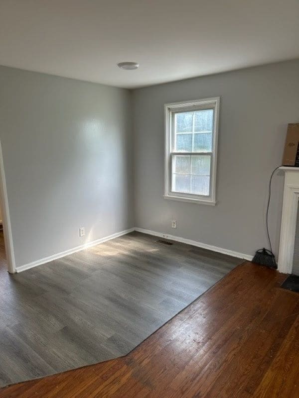 Building Photo - 64 Lakeside Dr