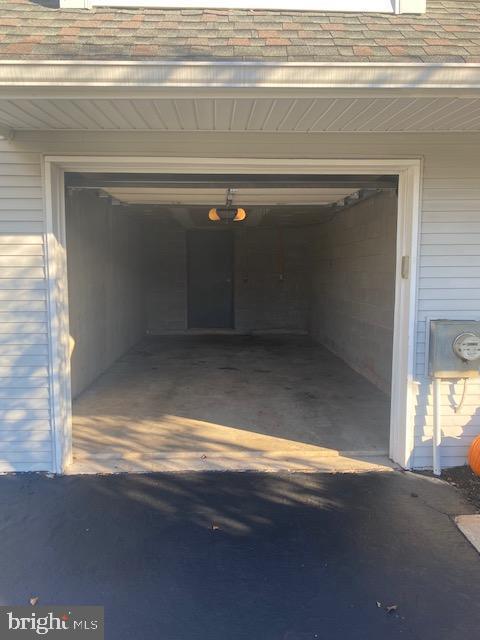 Building Photo - 1125 Cathedral Ln