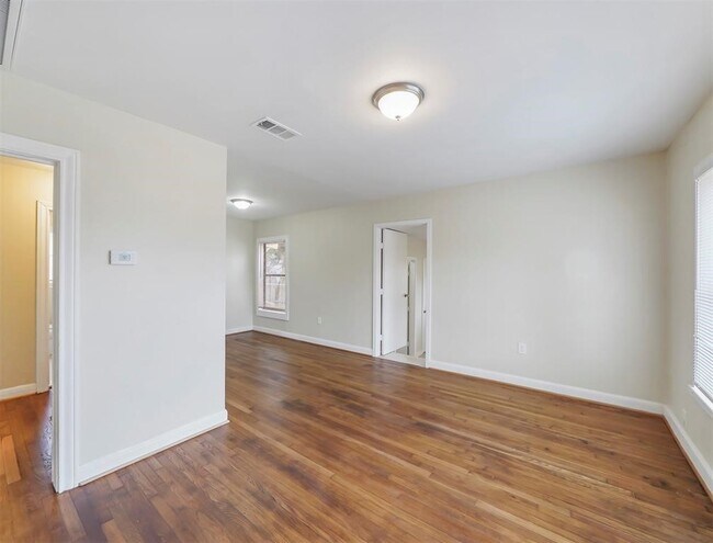 Building Photo - 1601 Alabama St