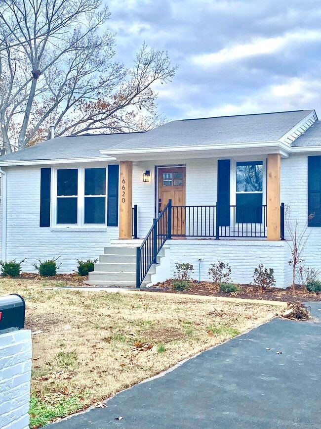 Building Photo - 6620 Upton Ln