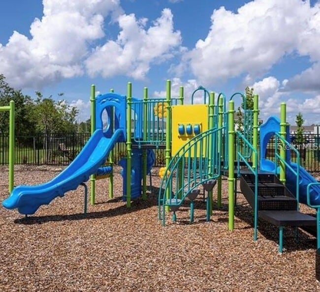 Building Photo - 2852 Skyline Lp