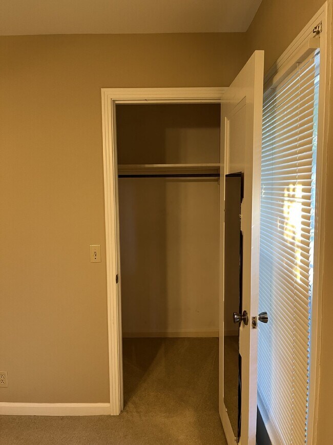 Building Photo - "Charming 3-Bed Sanctuary with Finished Ba...