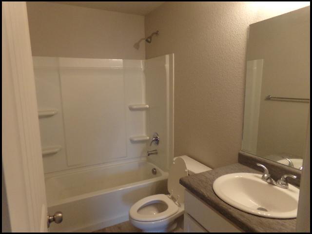 Building Photo - 53 Laney Lp