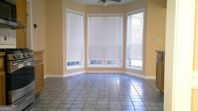 Building Photo - 1790 Summit Edge Cir