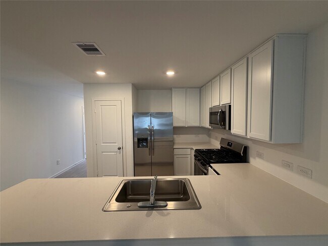 Building Photo - 29027 Great Flatland Trl