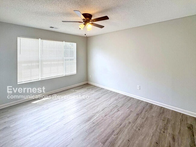 Building Photo - 8534 Kaden Dr
