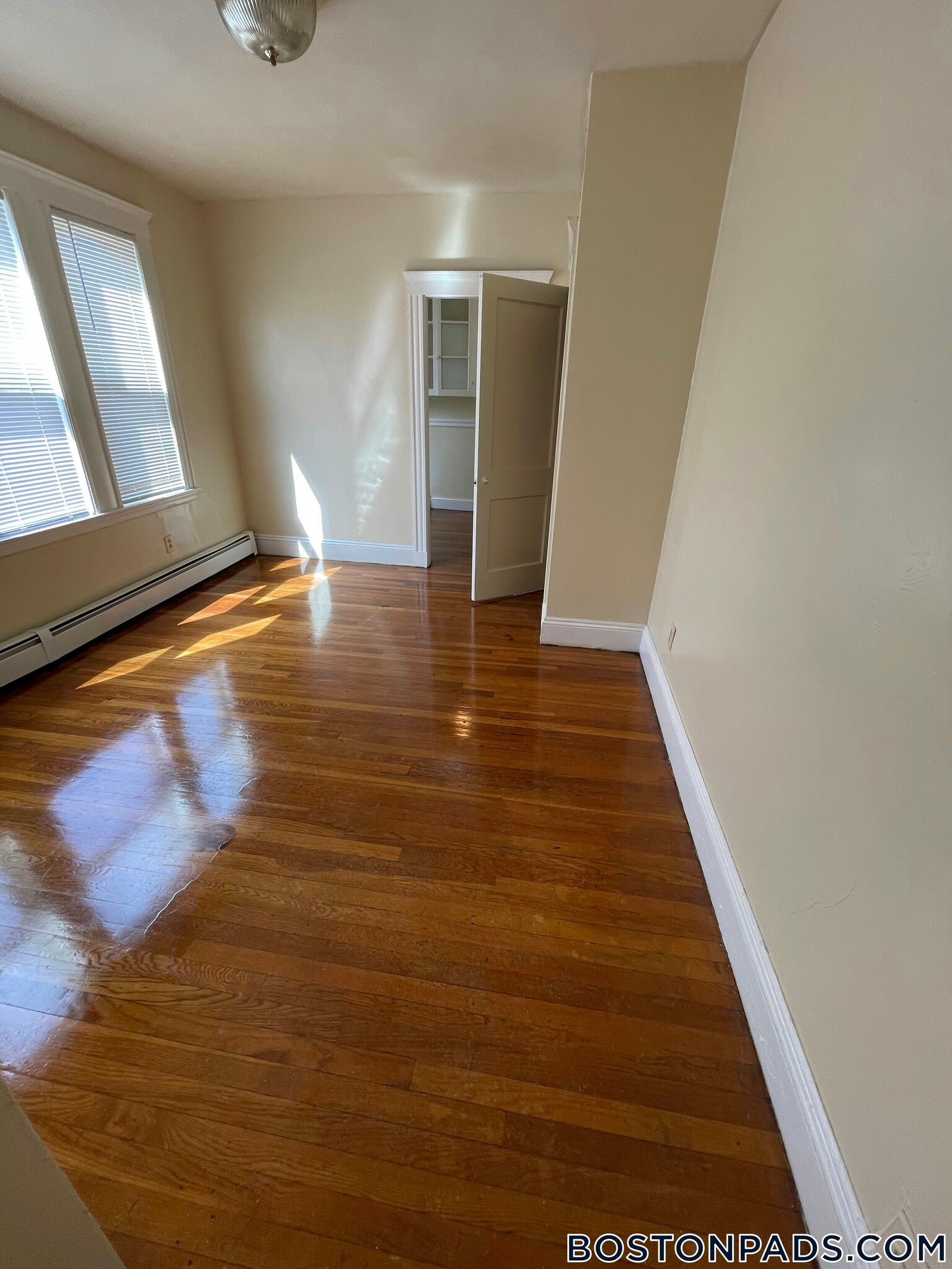 Building Photo - 38 Estes St