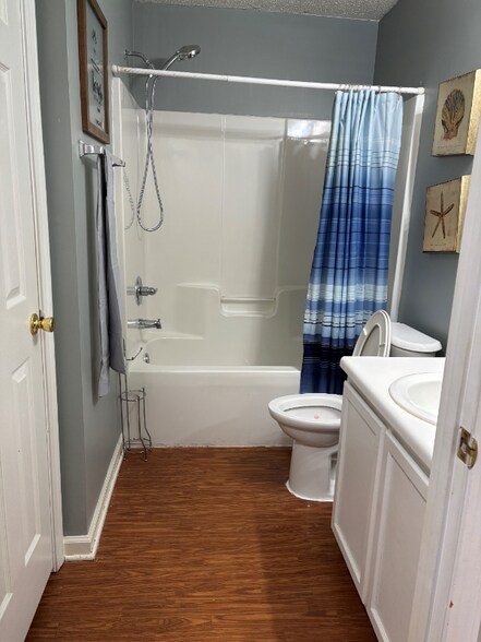 Building Photo - 2932 WaterStone Loop