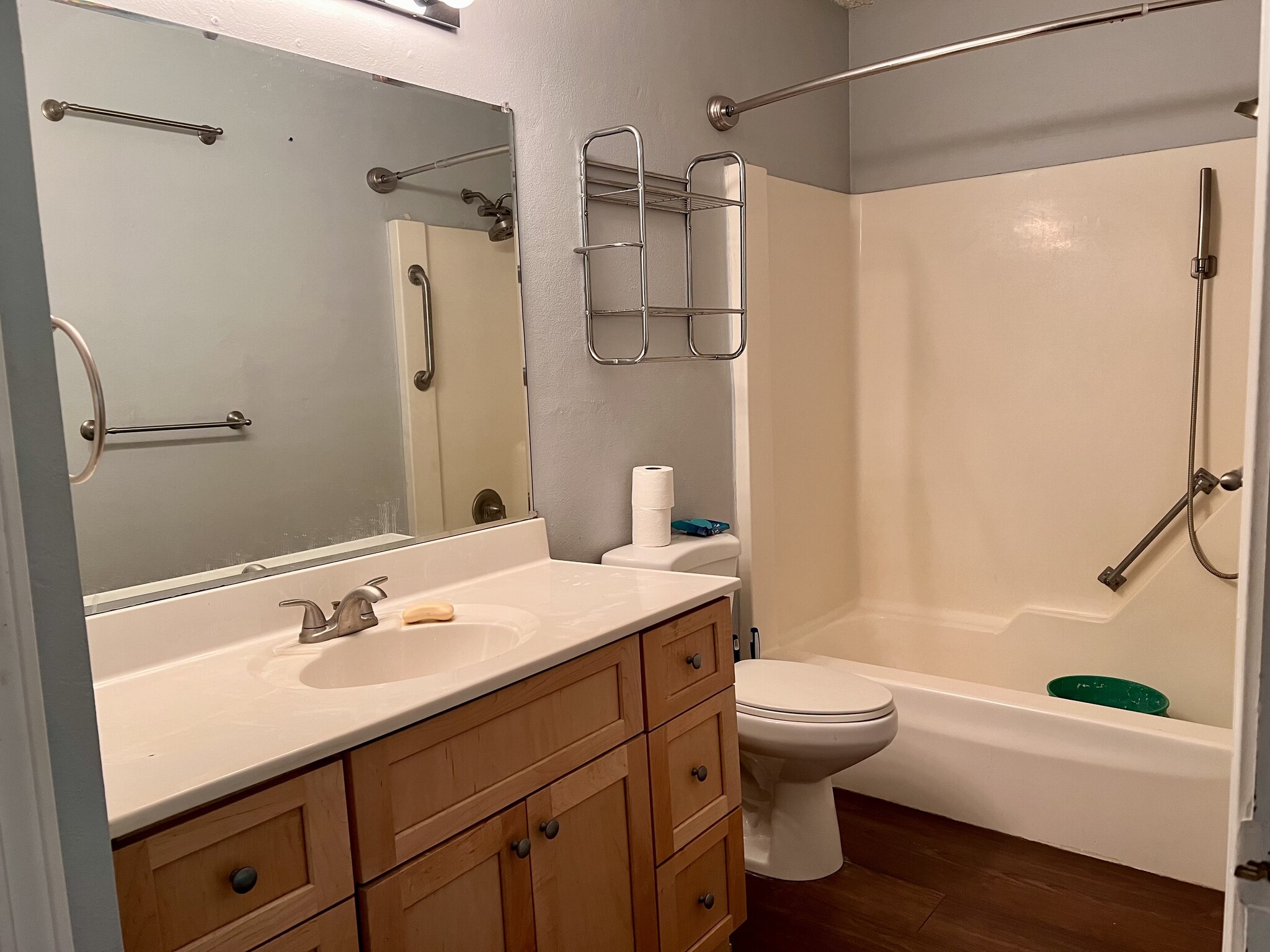 Building Photo - 2828 S 9th St