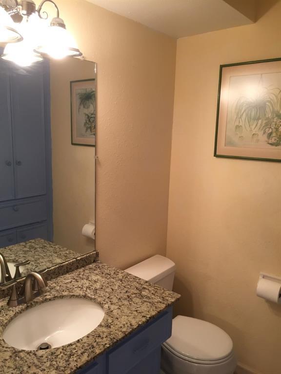 Building Photo - 10728 Briar Forest Dr