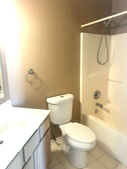 Building Photo - 10132 Lauren Pass