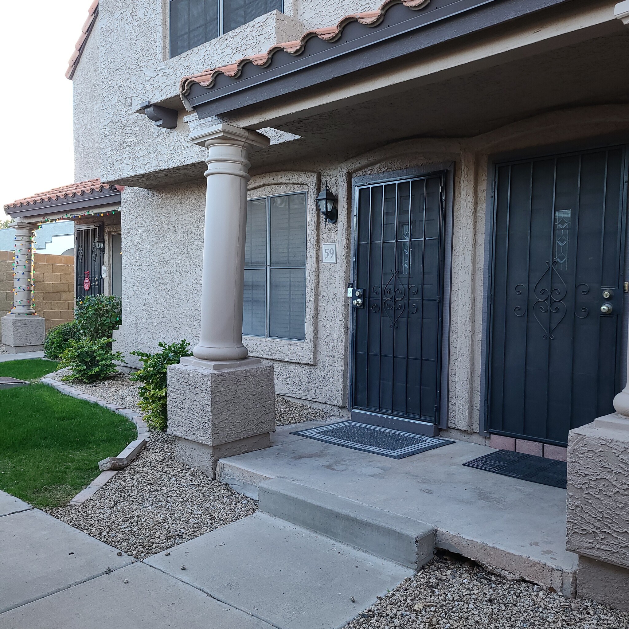 Building Photo - 3491 N Arizona Ave