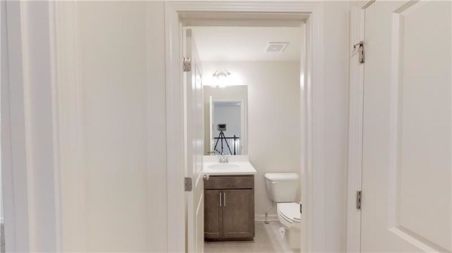 Building Photo - 4910 Longview Walk