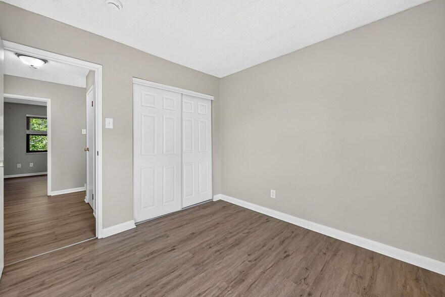 Building Photo - 13391 Hiddendale Ln