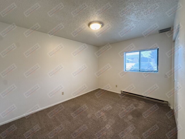 Building Photo - Ealges Nest Apartments