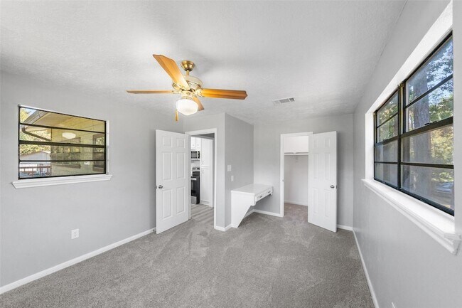 Building Photo - 124 Timbo Trail