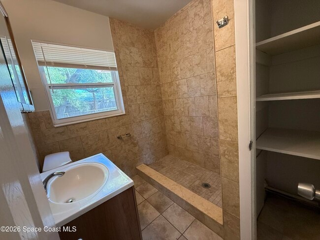 Building Photo - 248 Le Jeune Dr