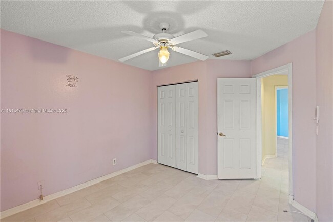 Building Photo - 18405 NW 9th Ct