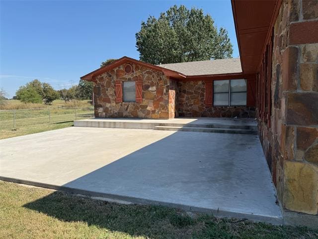 Building Photo - 752 Starr Rd