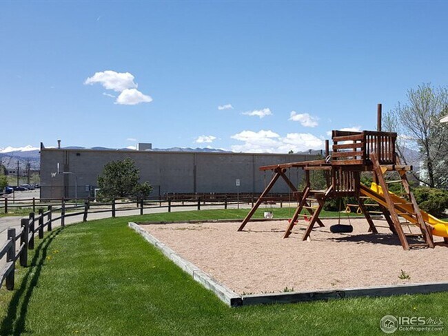 Building Photo - Charming 1 Bedroom with Patio and Reserved Parking in Gunbarrel