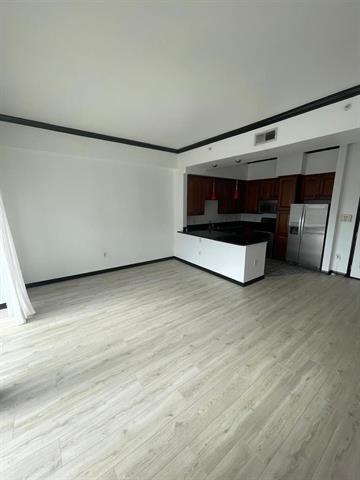 Building Photo - 3225 Turtle Creek Blvd