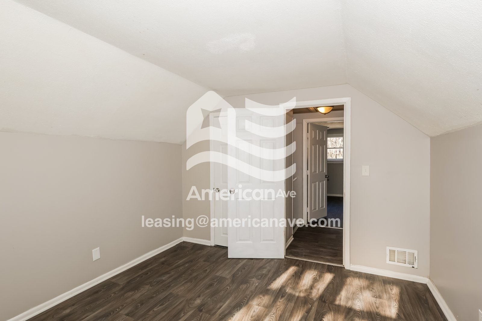 Building Photo - 13211 Forge Cir