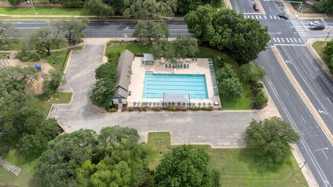 Building Photo - 7172 Ridge Oak Rd