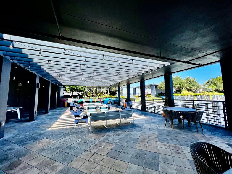 Building Photo - 169 NW 26th St