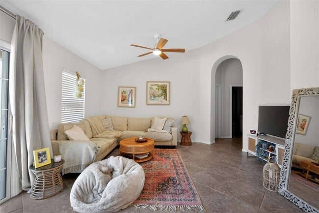Building Photo - 7001 Interbay Blvd
