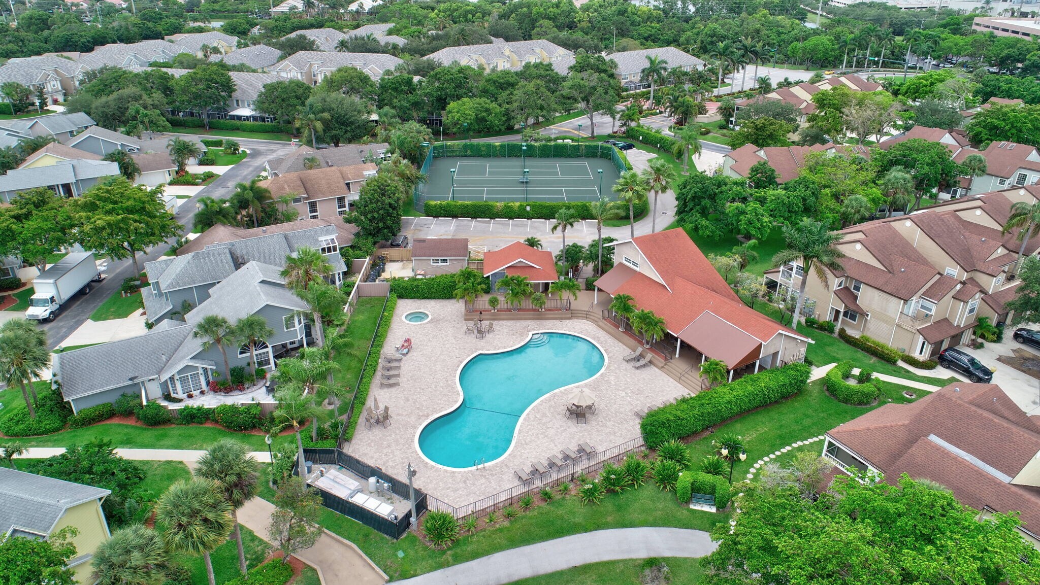 Building Photo - 5314 Sapphire Vly