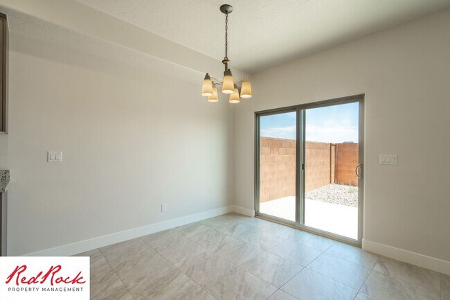 Building Photo - 1005 Tortoise Rock Dr