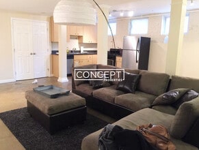 Building Photo - 72 Frankfort St