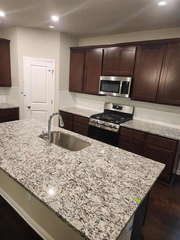 Building Photo - 1668 Coral Sunrise Trl