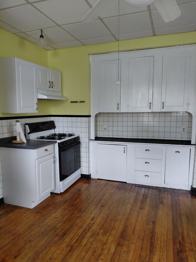 Building Photo - 1 Euclid Ave