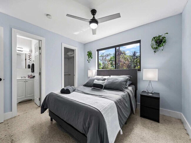 Building Photo - 2740 NW 21st St